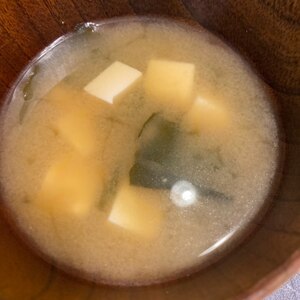 ♡簡単汁物♪わかめと豆腐の味噌汁♡